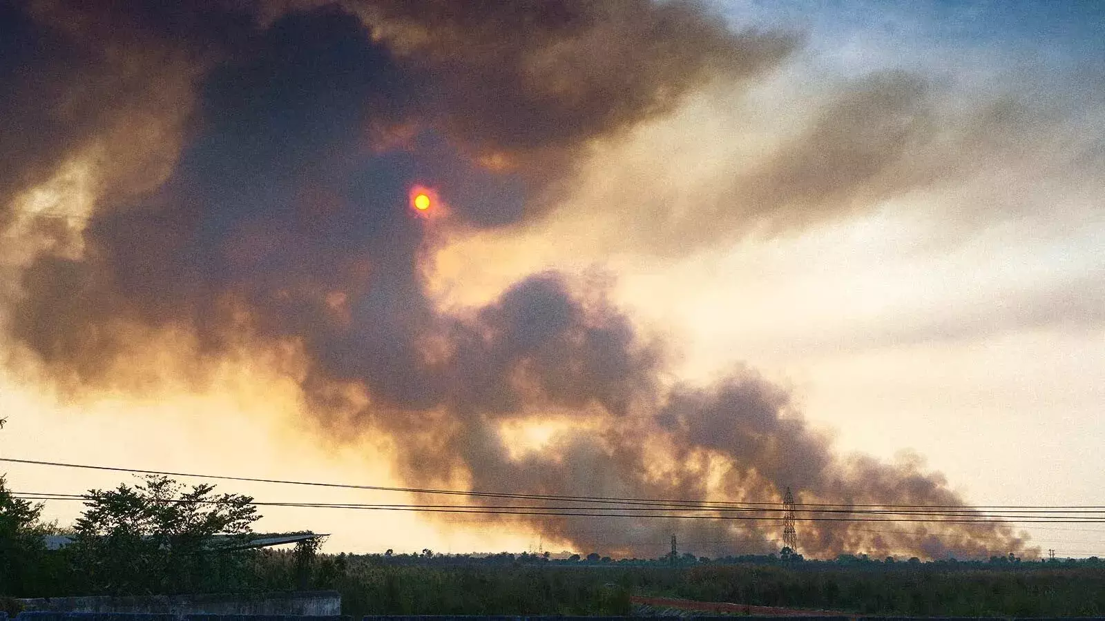 விளக்கம்: ஐரோப்பிய ஒன்றியத்தின் கார்பன் எல்லை வரியை இந்தியா ஏன் எதிர்க்கிறது விளக்கம்: ஐரோப்பிய ஒன்றியத்தின் கார்பன் எல்லை வரியை இந்தியா ஏன் எதிர்க்கிறது