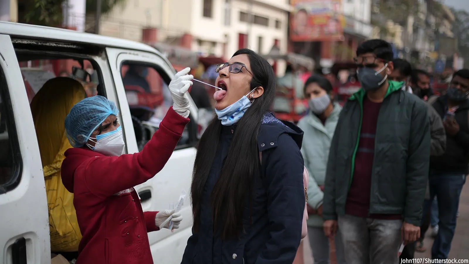 எண்ணிக்கையில் ஒமிக்ரான் எழுச்சி: இனப்பெருக்கம் எண்ணிக்கை அதிகரிப்பு, இரட்டிப்பு நேரம் குறைவு எண்ணிக்கையில் ஒமிக்ரான் எழுச்சி: இனப்பெருக்கம் எண்ணிக்கை அதிகரிப்பு, இரட்டிப்பு நேரம் குறைவு