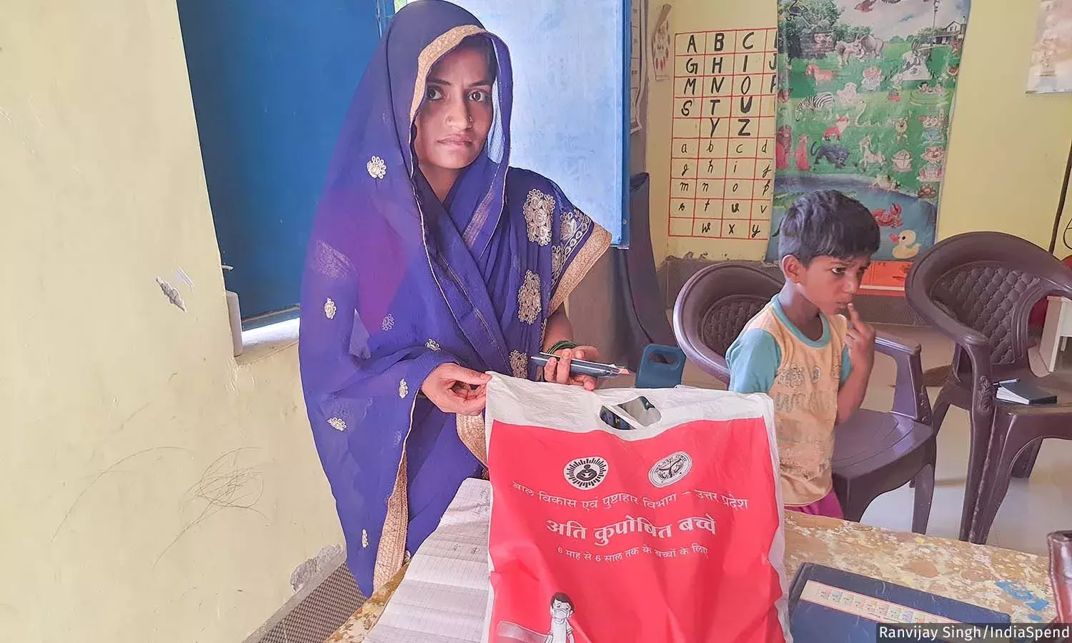 போதிய உலர் உணவின்மை  உ.பி.யின் பெண்கள் மற்றும் குழந்தைகளை ஊட்டச்சத்து குறைபாட்டின் ஆபத்தில் ஆழ்த்துகிறது போதிய உலர் உணவின்மை  உ.பி.யின் பெண்கள் மற்றும் குழந்தைகளை ஊட்டச்சத்து குறைபாட்டின் ஆபத்தில் ஆழ்த்துகிறது