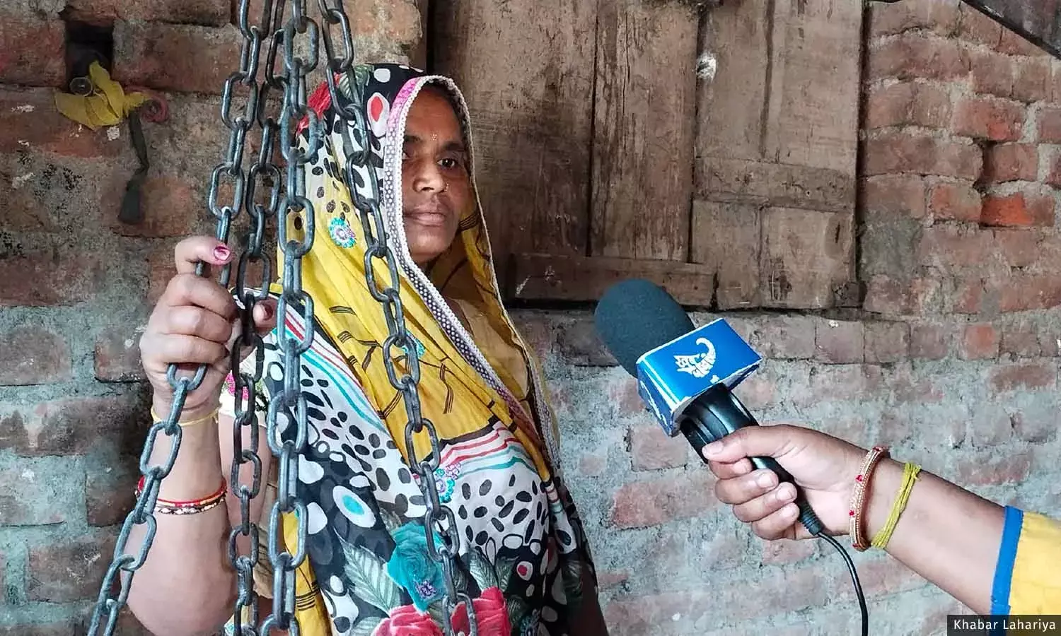 உ.பி.யில் ஜல் ஜீவன் மிஷன்: பண்டாவில் குறைந்த குழாய்கள், ஆனால் பாக்பத்தில் குழாய்கள் இருந்தும் போதிய தண்ணீர் இல்லை உ.பி.யில் ஜல் ஜீவன் மிஷன்: பண்டாவில் குறைந்த குழாய்கள், ஆனால் பாக்பத்தில் குழாய்கள் இருந்தும் போதிய தண்ணீர் இல்லை