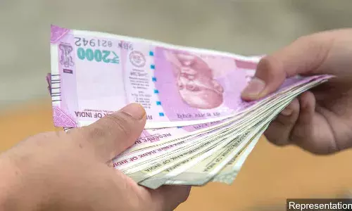 ‘ரூபாய் நோட்டுக்கும் கோவிட் -19 பரவுதலுக்குமான தெளிவான தொடர்பு இல்லை’ ‘ரூபாய் நோட்டுக்கும் கோவிட் -19 பரவுதலுக்குமான தெளிவான தொடர்பு இல்லை’
