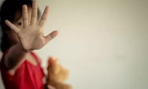 போக்சோ சட்டத்தில் மரண தண்டனை, பாலியல் குற்றத்தால் பாதிக்கப்பட்ட குழந்தைகளுக்கு ஆபத்தாகிறது போக்சோ சட்டத்தில் மரண தண்டனை, பாலியல் குற்றத்தால் பாதிக்கப்பட்ட குழந்தைகளுக்கு ஆபத்தாகிறது