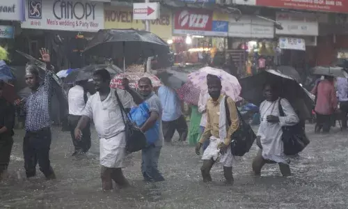 தீவிர மழை நிகழ்வு அதிகரிக்கும் போது, மும்பையின் பாதுகாப்பு செய்ய முடிவதில்லை தீவிர மழை நிகழ்வு அதிகரிக்கும் போது, மும்பையின் பாதுகாப்பு செய்ய முடிவதில்லை