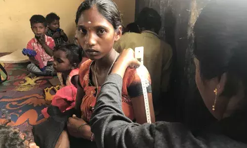 தாய் மீது  கவனம் செலுத்துவதன் மூலம் குழந்தைகள் நலனில் கர்நாடகா எப்படி முன்னேற்றம் காண்கிறது தாய் மீது  கவனம் செலுத்துவதன் மூலம் குழந்தைகள் நலனில் கர்நாடகா எப்படி முன்னேற்றம் காண்கிறது