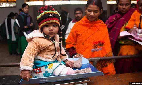 இந்திய  குழந்தை இறப்பு விகிதம் 11 ஆண்டுகளில் 42% சரிவு; எனினும் உலக சராசரியைவிட அதிகம் இந்திய  குழந்தை இறப்பு விகிதம் 11 ஆண்டுகளில் 42% சரிவு; எனினும் உலக சராசரியைவிட அதிகம்