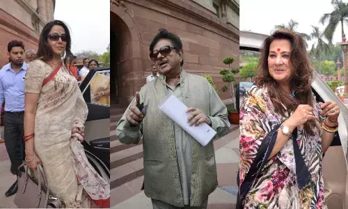 பிரபலமான எம்.பி.க்கள்: குறைவான வருகை, குறைந்த விவாதங்கள் & கேள்விகள்