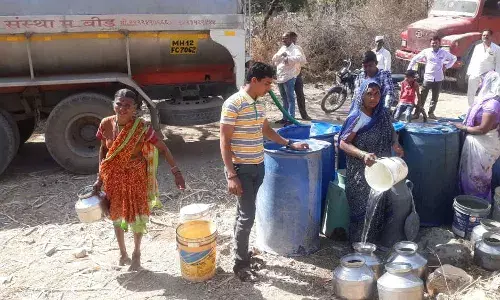 இந்தியாவின் முன்னேறிய மாநிலத்தில் முன்கூட்டியே தொடங்கிய  வறட்சி, விவசாய நெருக்கடிகள் இந்தியாவின் முன்னேறிய மாநிலத்தில் முன்கூட்டியே தொடங்கிய  வறட்சி, விவசாய நெருக்கடிகள்