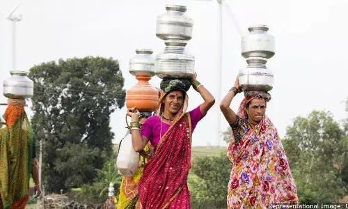இந்திய மலைவாழ் கிராமத்தின் டிஜிட்டல் புரட்சி அதன் பெண்களுக்கு அதிகாரத்தை தந்தது எப்படி