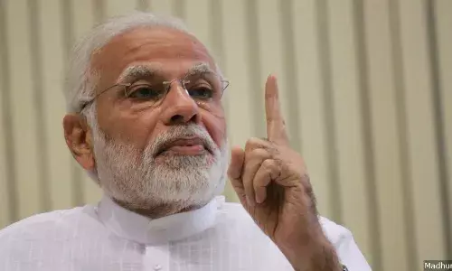 6 மாதங்களில் ஒவ்வொரு 2 மணி நேரத்திற்கு கையாளப்பட்ட  மோடியின் தனி டிவிட்