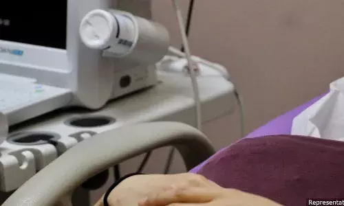 இந்தியாவில் பெண்களின் சுகாதாரத்திற்கு பெரும் அச்சுறுத்தலாக கண்காணிக்கப்படாத மாத்திரைகள் ஏன் தூண்டப்படுகிறது இந்தியாவில் பெண்களின் சுகாதாரத்திற்கு பெரும் அச்சுறுத்தலாக கண்காணிக்கப்படாத மாத்திரைகள் ஏன் தூண்டப்படுகிறது