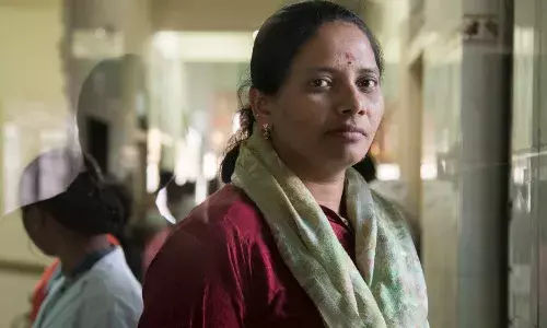 தாய்-சேய் நலன் காக்க சான்று பெற்ற மகப்பேறு பணியாளர்களின் புதிய படையுடன் ஆயத்தமாகும் இந்தியா தாய்-சேய் நலன் காக்க சான்று பெற்ற மகப்பேறு பணியாளர்களின் புதிய படையுடன் ஆயத்தமாகும் இந்தியா