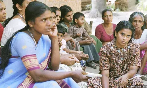 கல்வி, பொருளாதார சுதந்திரம் இந்திய பெண்களது தற்கொலைகளை குறைக்கலாம்